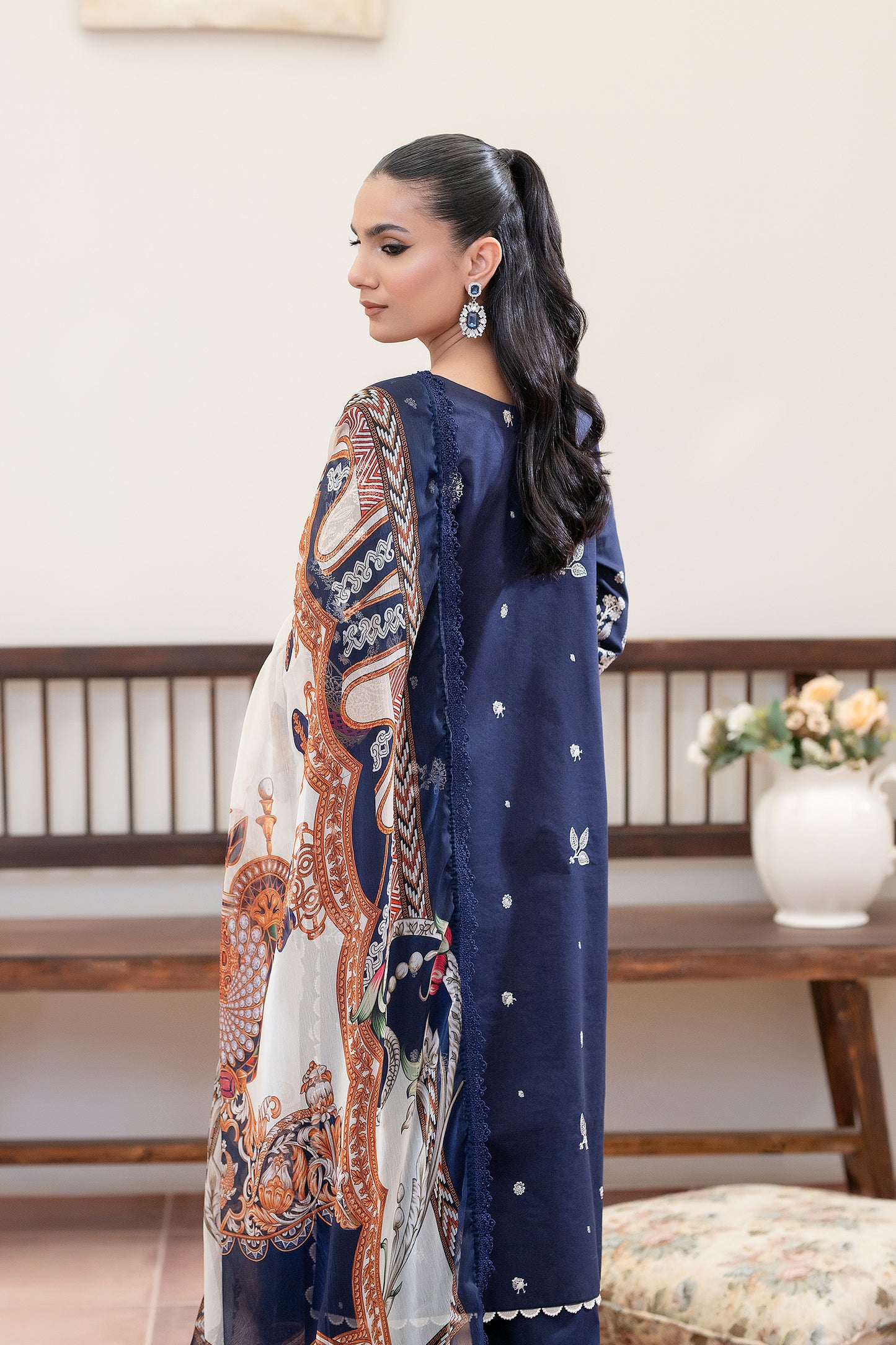 Nisha (Stitched)