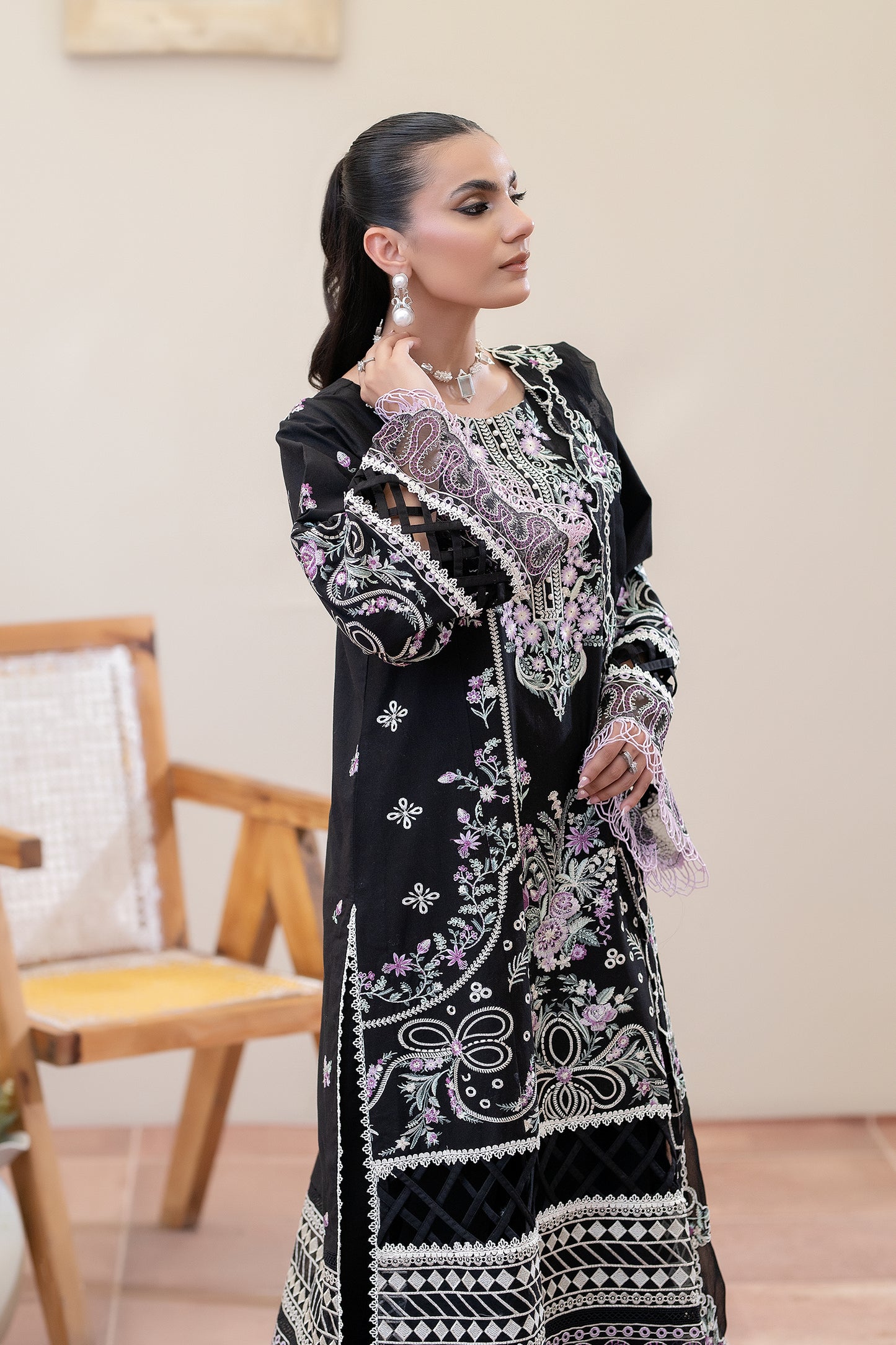 Saba (Unstitched)